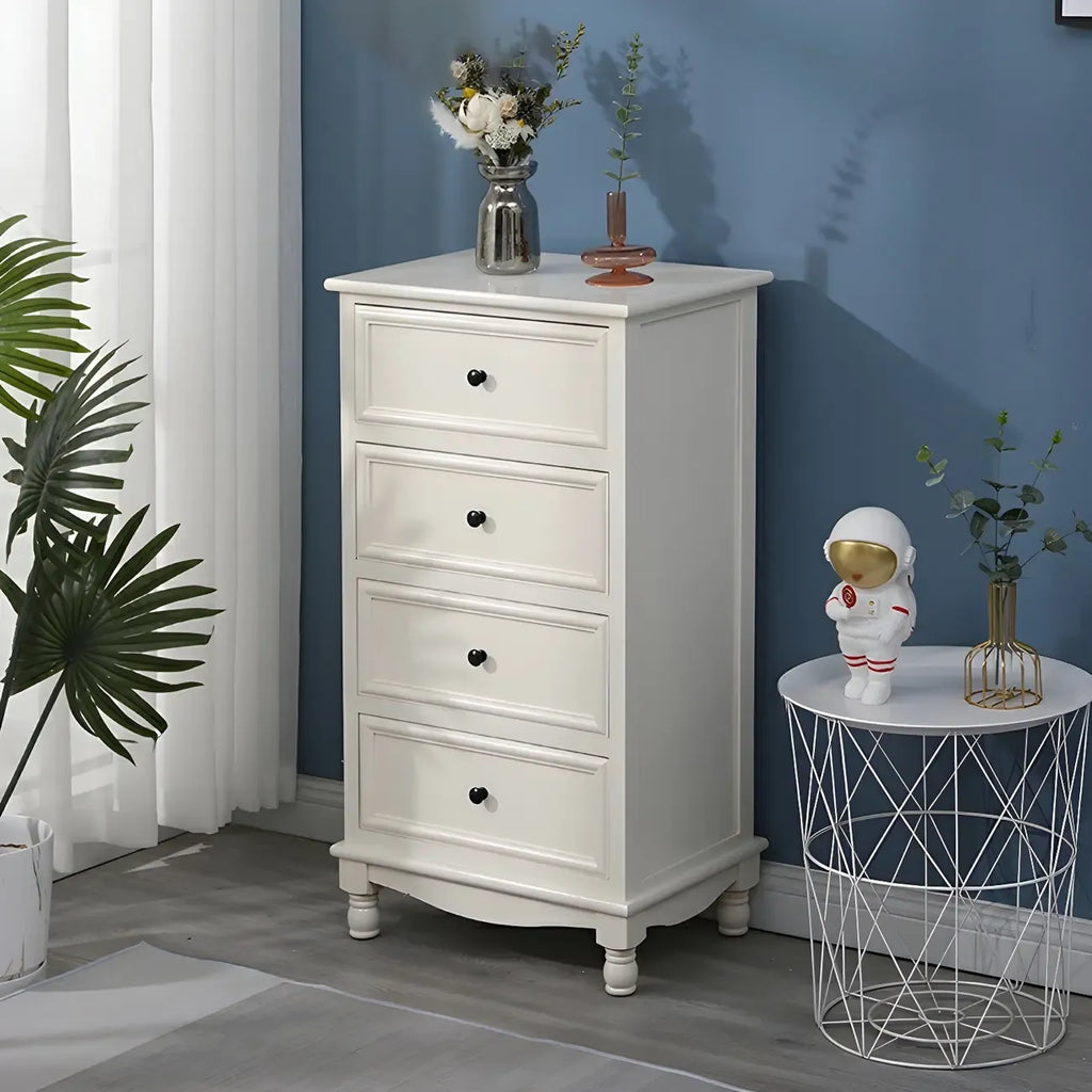 Commode classique en bois ivoire avec pieds boule et tiroirs