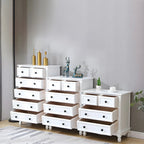 Commode classique en bois ivoire avec pieds boule et tiroirs