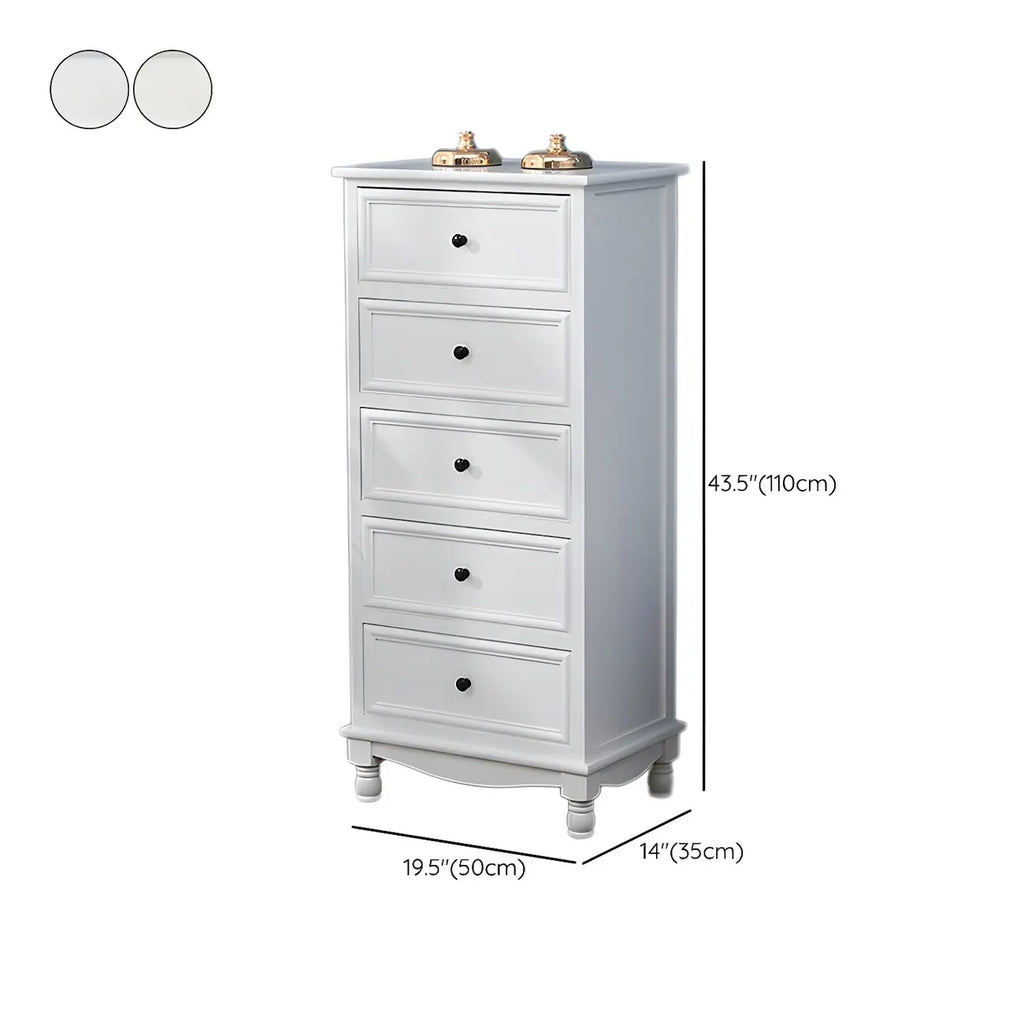 Commode classique en bois ivoire avec pieds boule et tiroirs