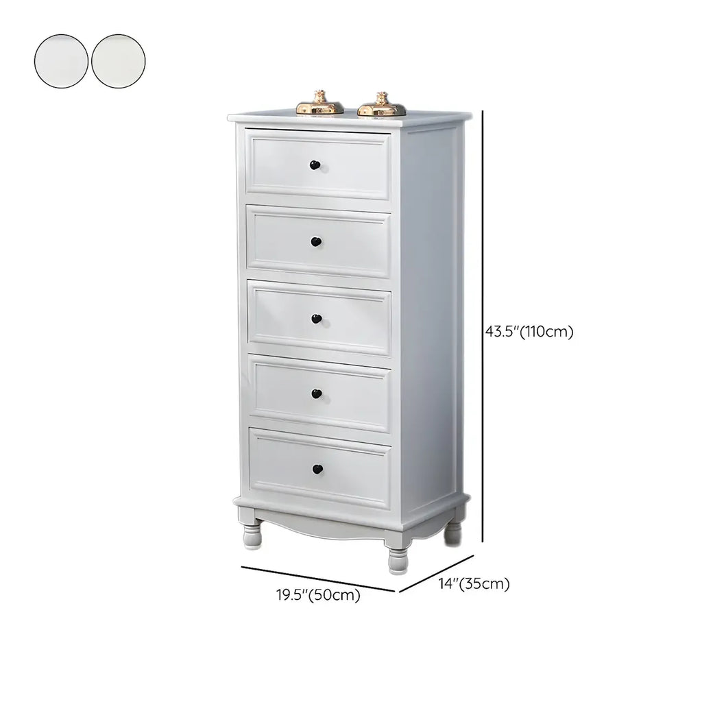 Commode classique en bois ivoire avec pieds boule et tiroirs
