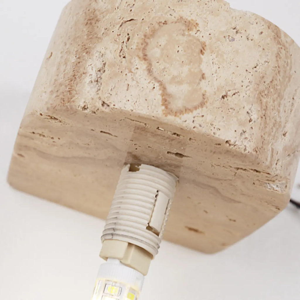 Applique murale moderne en pierre beige à lumière chaude