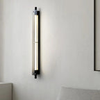 Applique murale moderne en métal noir linéaire avec abat-jour en plastique