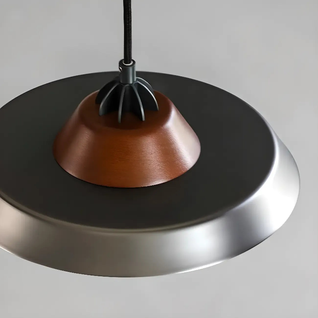 Suspension miniature noire contemporaine avec fer et bois
