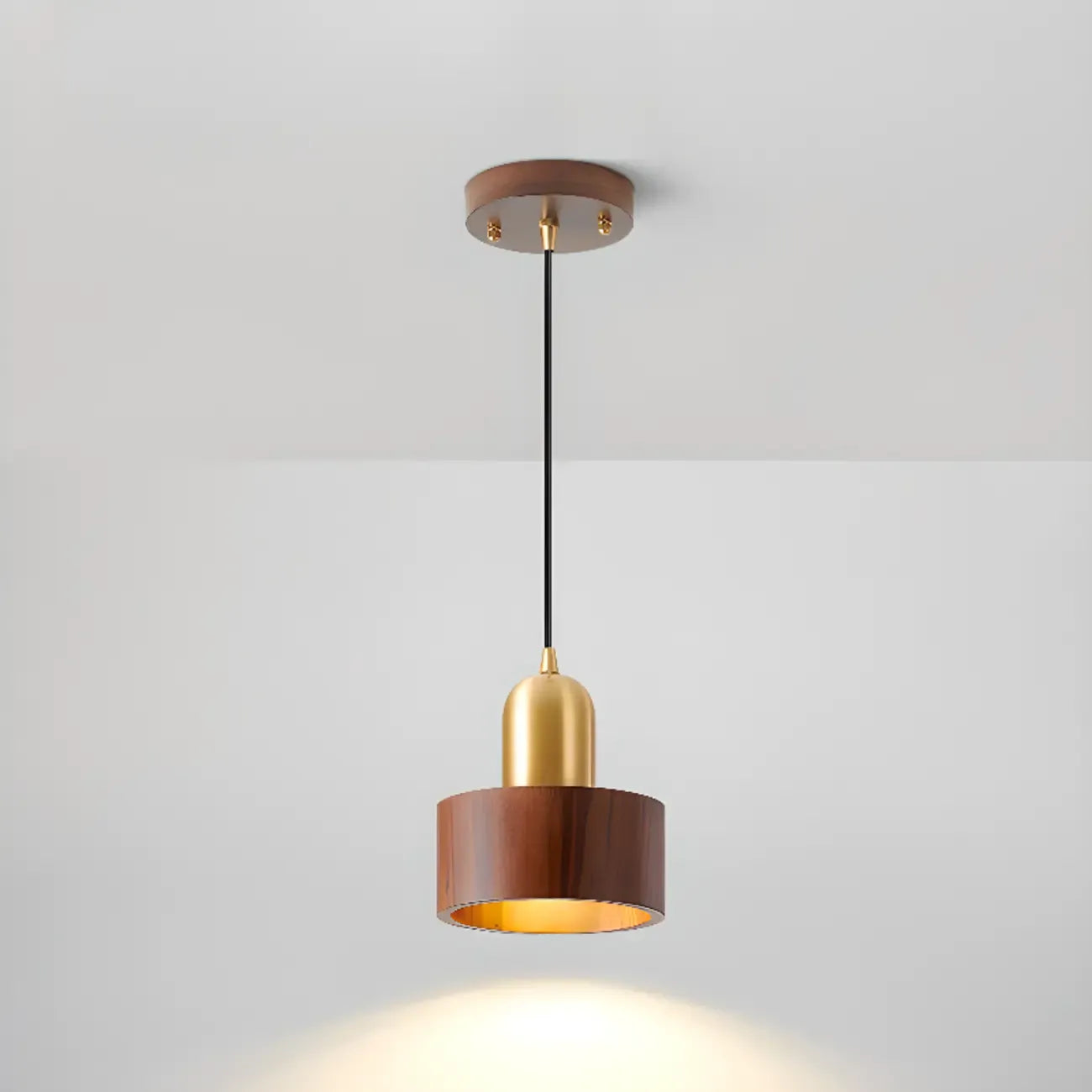 Suspension cylindrique en noyer massif avec cordon lumineux