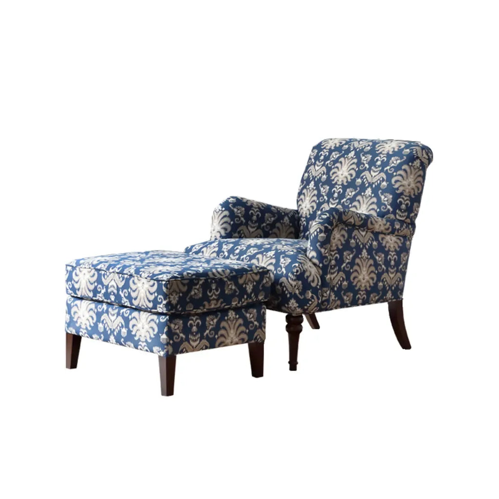 Fauteuil tonneau en tissu rayé bleu céruléen avec accoudoirs