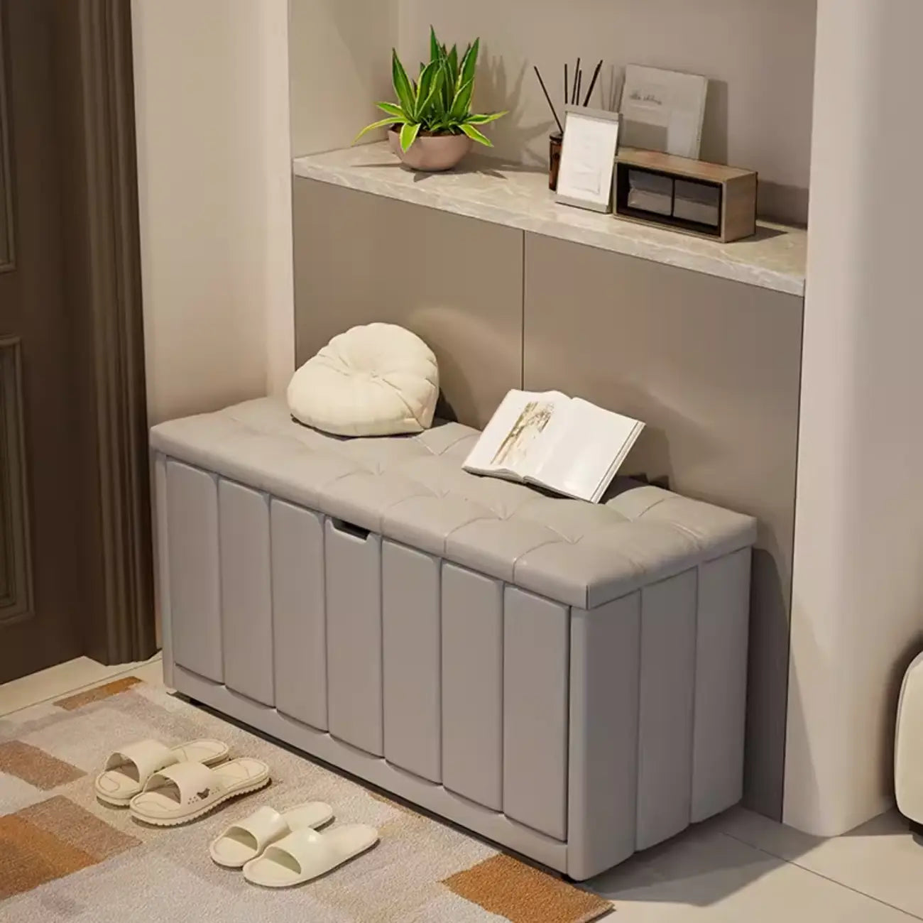 Banc à chaussures rembourré en bois avec étagères réglables et façade rabattable