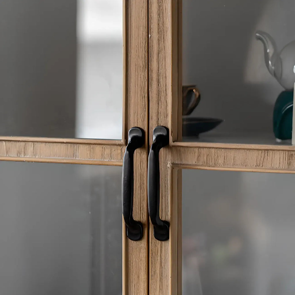 Meuble rustique en bois sur pied, de forme arquée, idéal pour la décoration du salon.