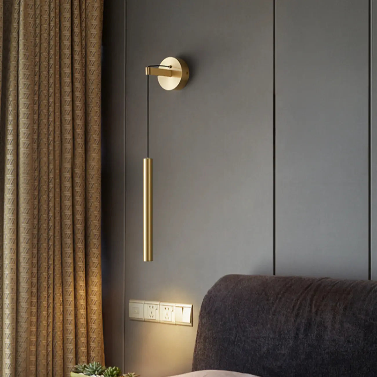Applique murale LED cylindrique dorée élégante avec décoration en cristal