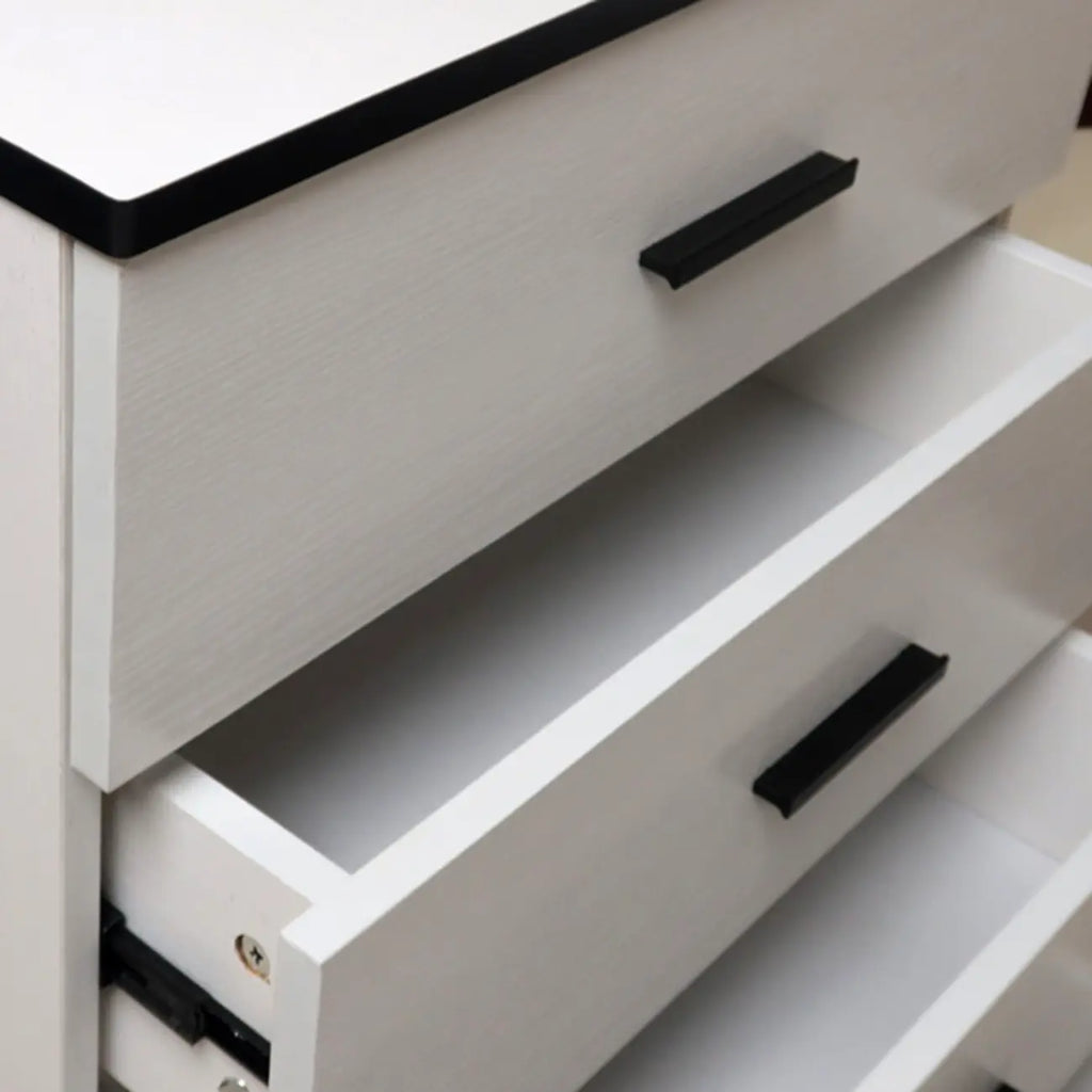 Armoire de rangement moderne en bois blanc avec accents dorés pour salon
