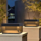 Lampadaires solaires géométriques modernes en métal noir pour l'extérieur