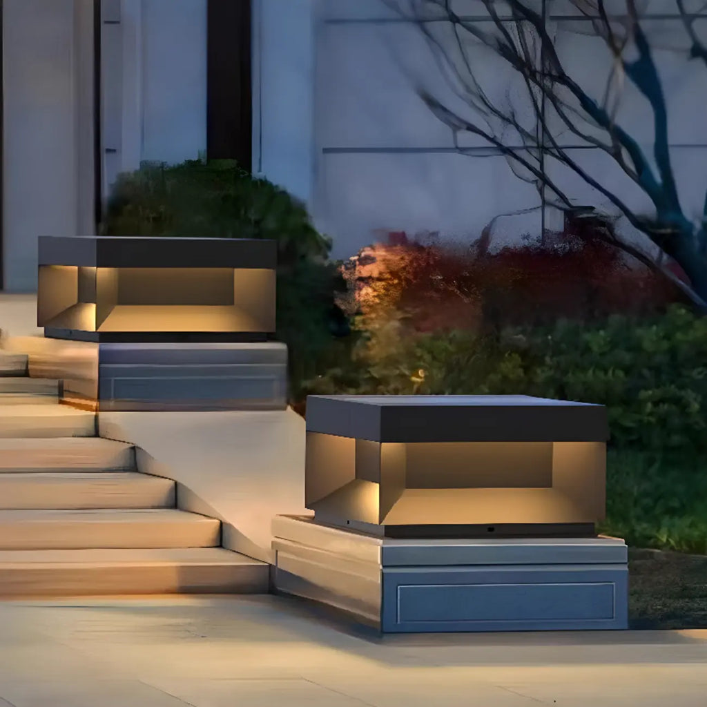 Lampadaires solaires géométriques modernes en métal noir pour l'extérieur