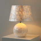 Lampe de table moderne en forme de coquillage avec abat-jour géométrique, LED
