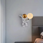 Applique murale LED en forme d'astronaute pour la décoration de chambre d'enfant