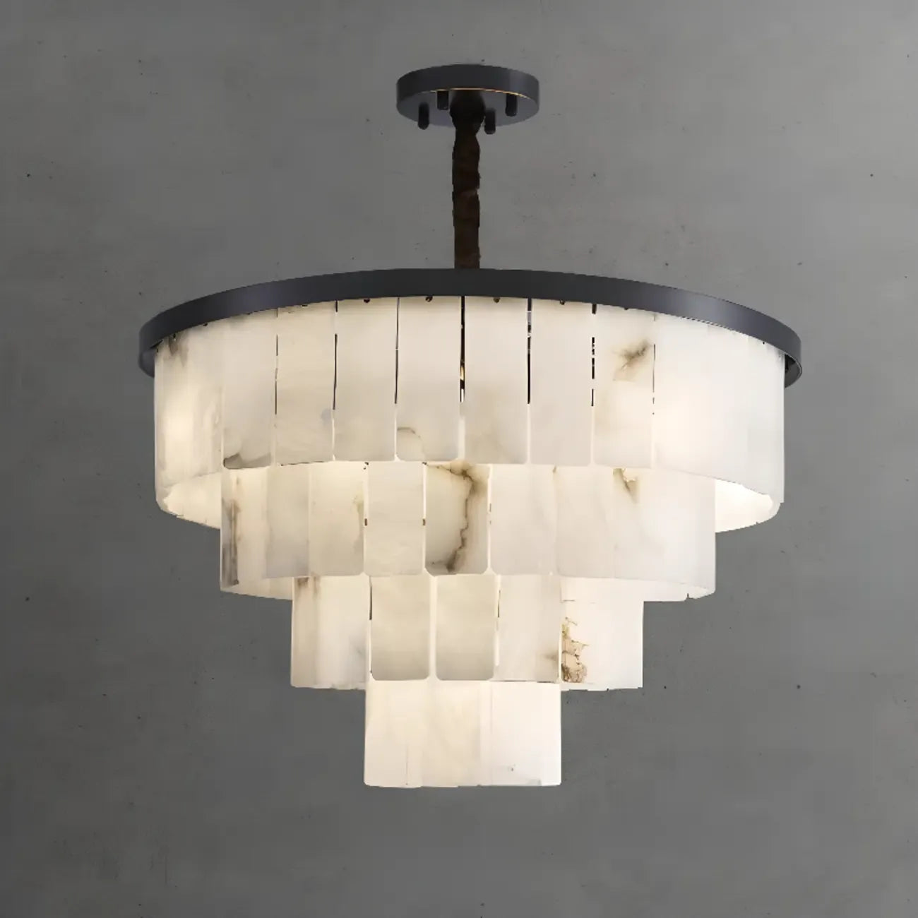 Lustre intemporel à plusieurs niveaux en albâtre noir métallisé circulaire