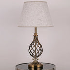 Lampe de chevet LED géométrique en tissu, base en laiton antique