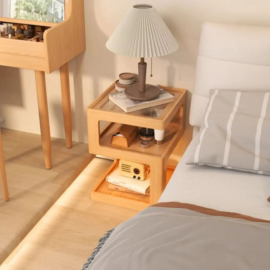 Table de chevet étroite et élégante à 3 niveaux en bois naturel avec plateau en verre