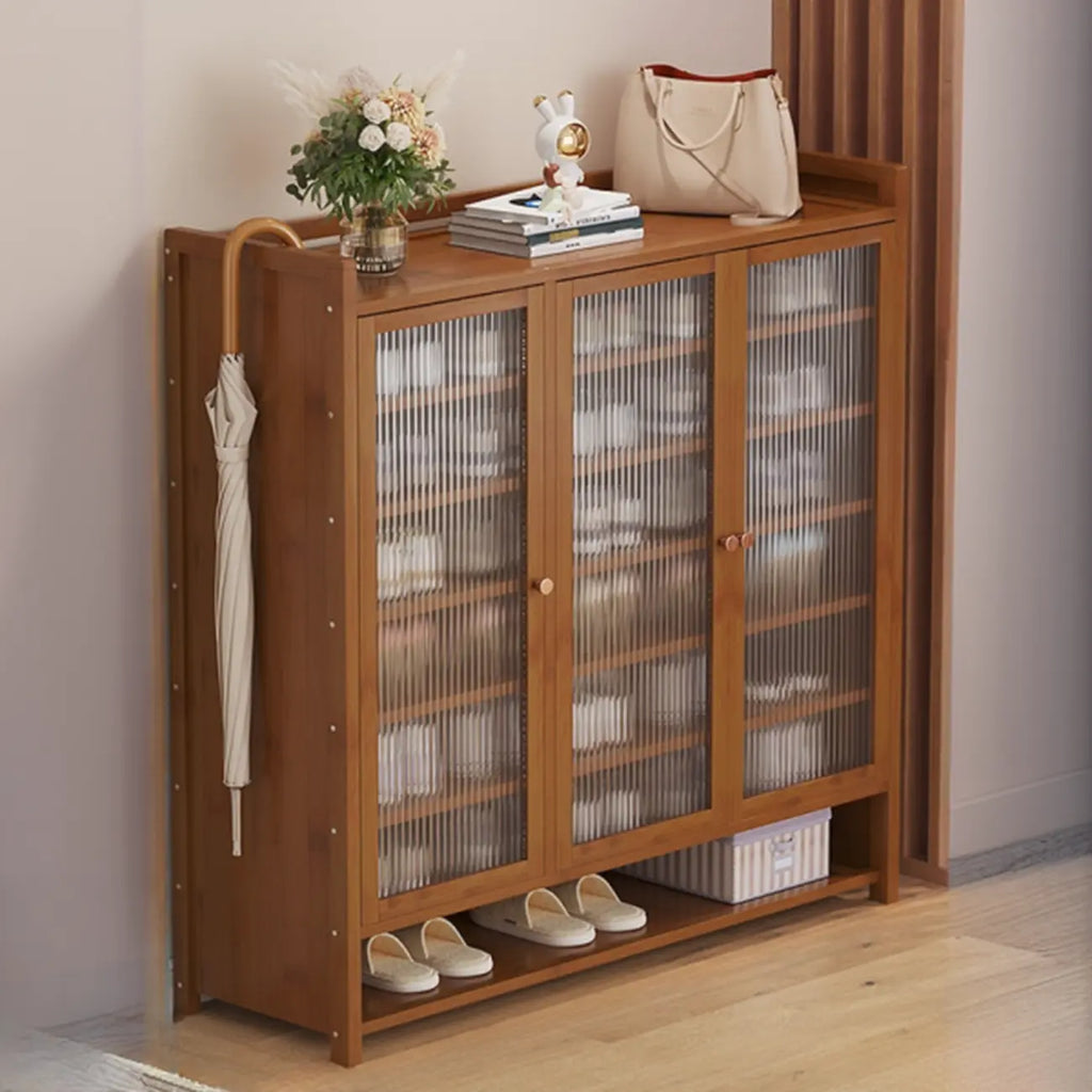 Armoire à chaussures à plusieurs niveaux avec portes réglables en bois et acrylique