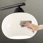 Lustre circulaire contemporain en verre, hauteur réglable.