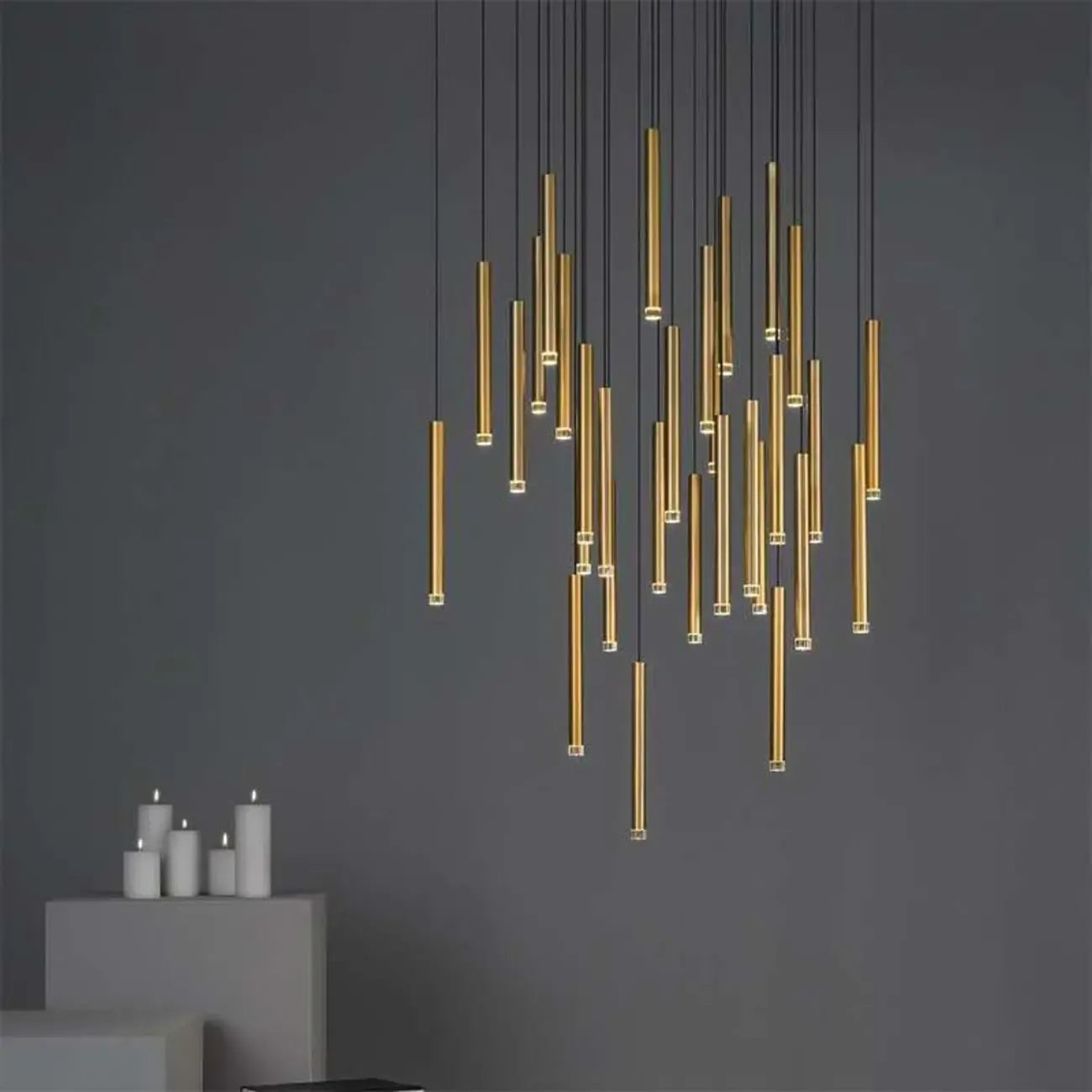 Suspension LED cylindrique dorée moderne et fine pour salle à manger
