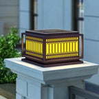 Lampadaires extérieurs solaires modernes et simples à grille noire