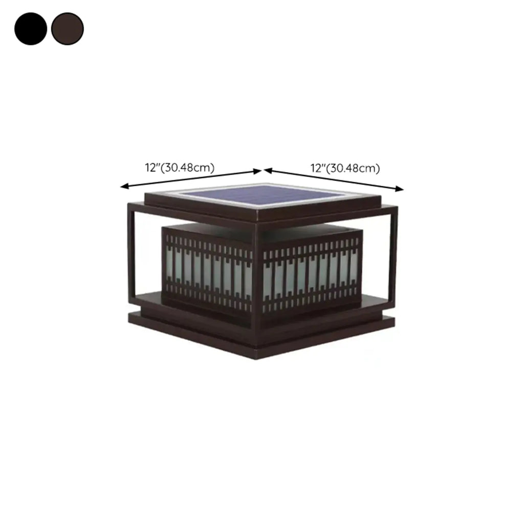 Lampadaires extérieurs solaires modernes et simples à grille noire