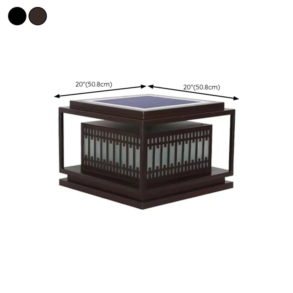 Lampadaires extérieurs solaires modernes et simples à grille noire