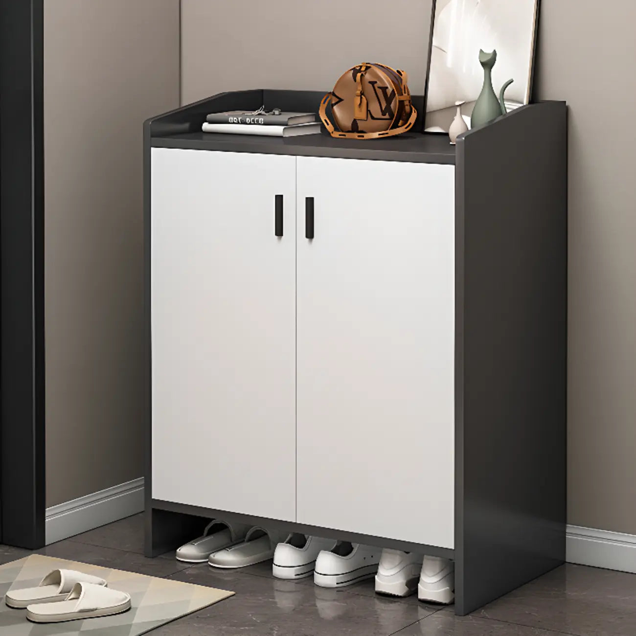 Grand meuble à chaussures en bois gris pour entrée