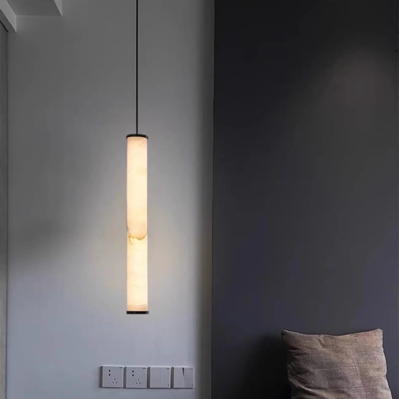Suspension LED cylindrique moderne en métal noir et albâtre