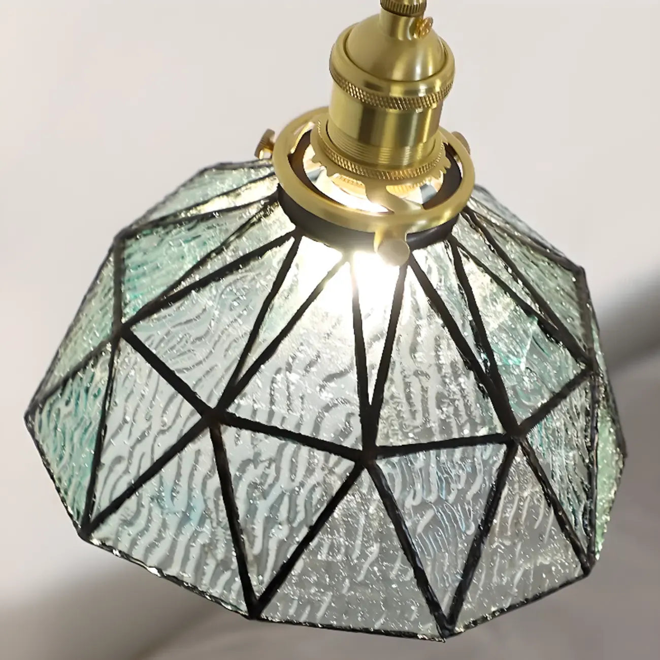 Suspension moderne géométrique en verre LED