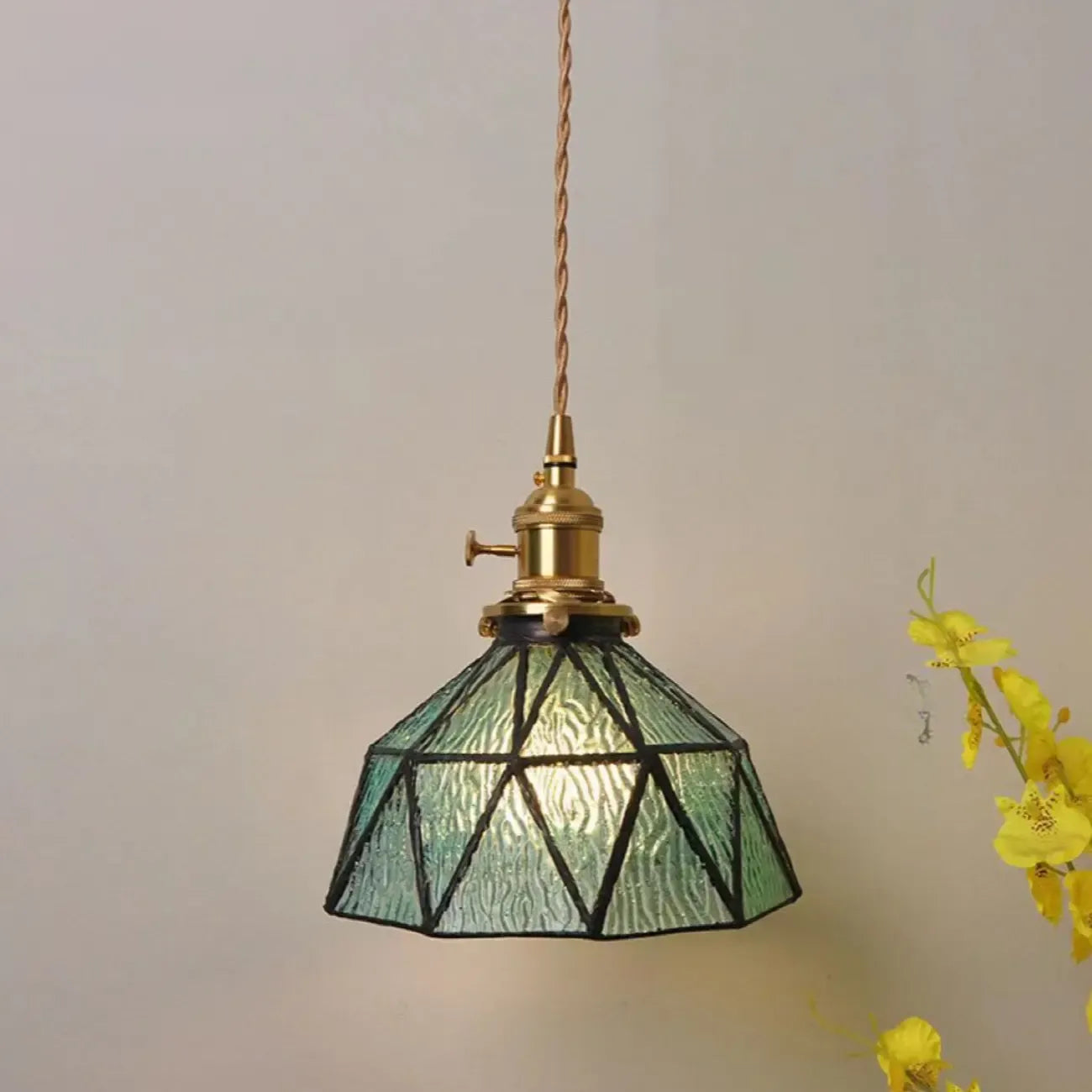Suspension moderne géométrique en verre LED