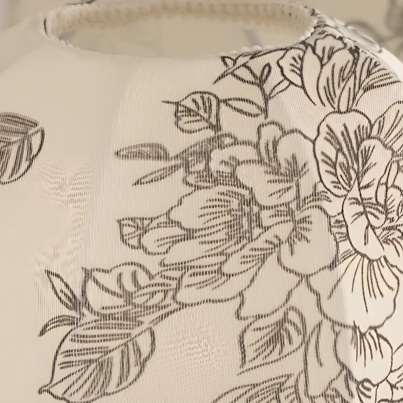 Lustre élégant en tissu à fleurs beige rustique et lustre élégant