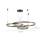 Lustre moderne à anneaux métalliques dorés à plusieurs niveaux avec LED