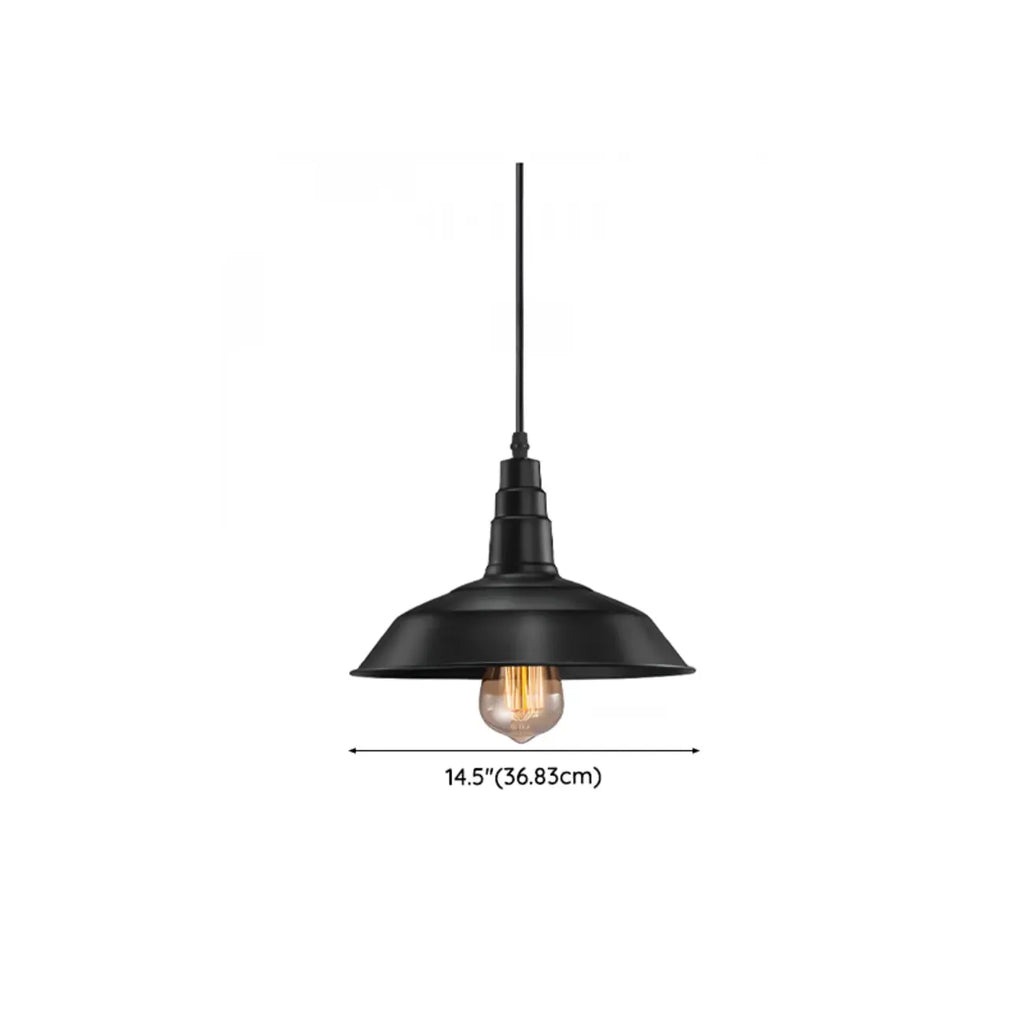 Suspension industrielle en fer noir pour cuisine