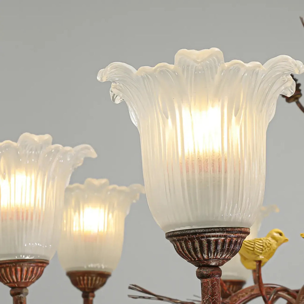 Lustre rustique en verre marron à motifs floraux et décorations en pommes de pin