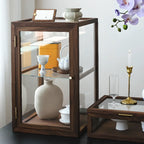Petite vitrine de table en bois avec porte vitrée