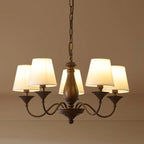 Lustre traditionnel en métal brun et tissu, à 8 lumières.