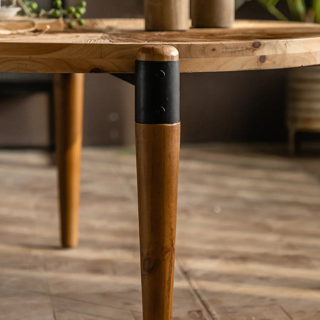 Table basse/table à manger ronde moderne en bois naturel à quatre pieds