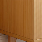 Buffet moderne à panneaux plats avec portes coulissantes