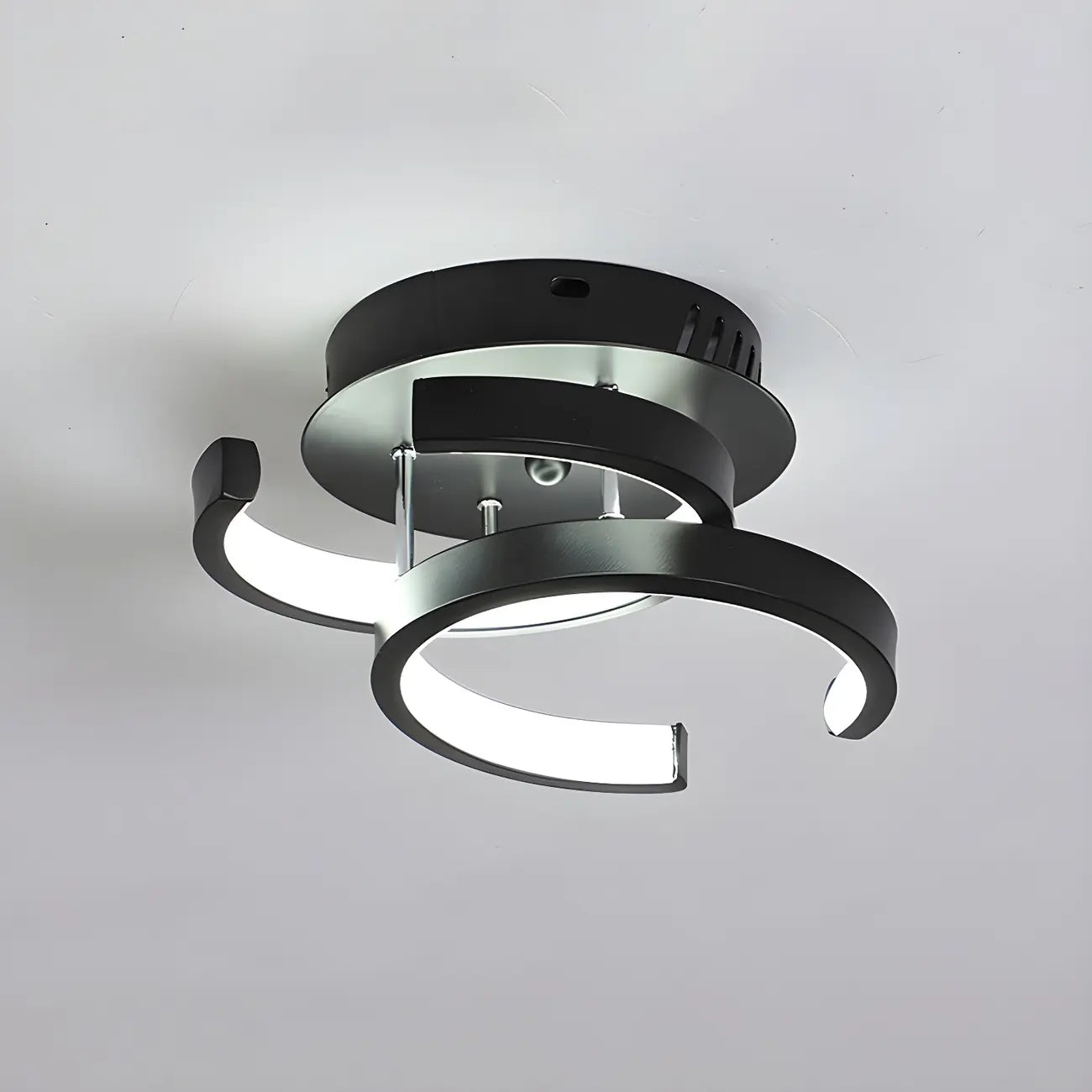 Plafonnier semi-encastré LED géométrique en métal noir