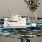 Table d'appoint ronde contemporaine avec plateau en marbre et piètement en métal