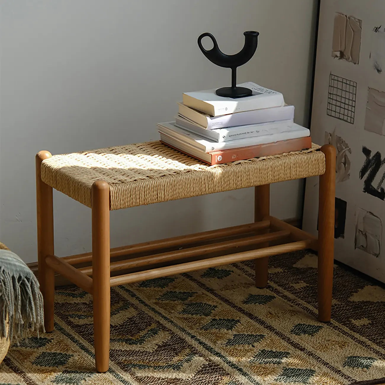 Banc d'intérieur tendance en bois de cerisier massif avec rangement intégré