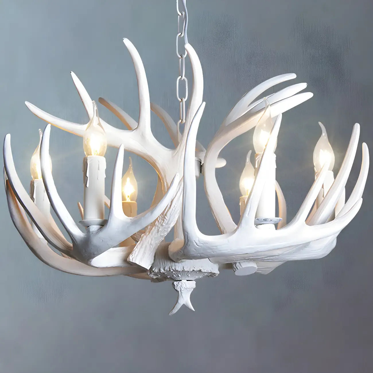 Lustre candélabre rustique unique en résine avec bois de cerf