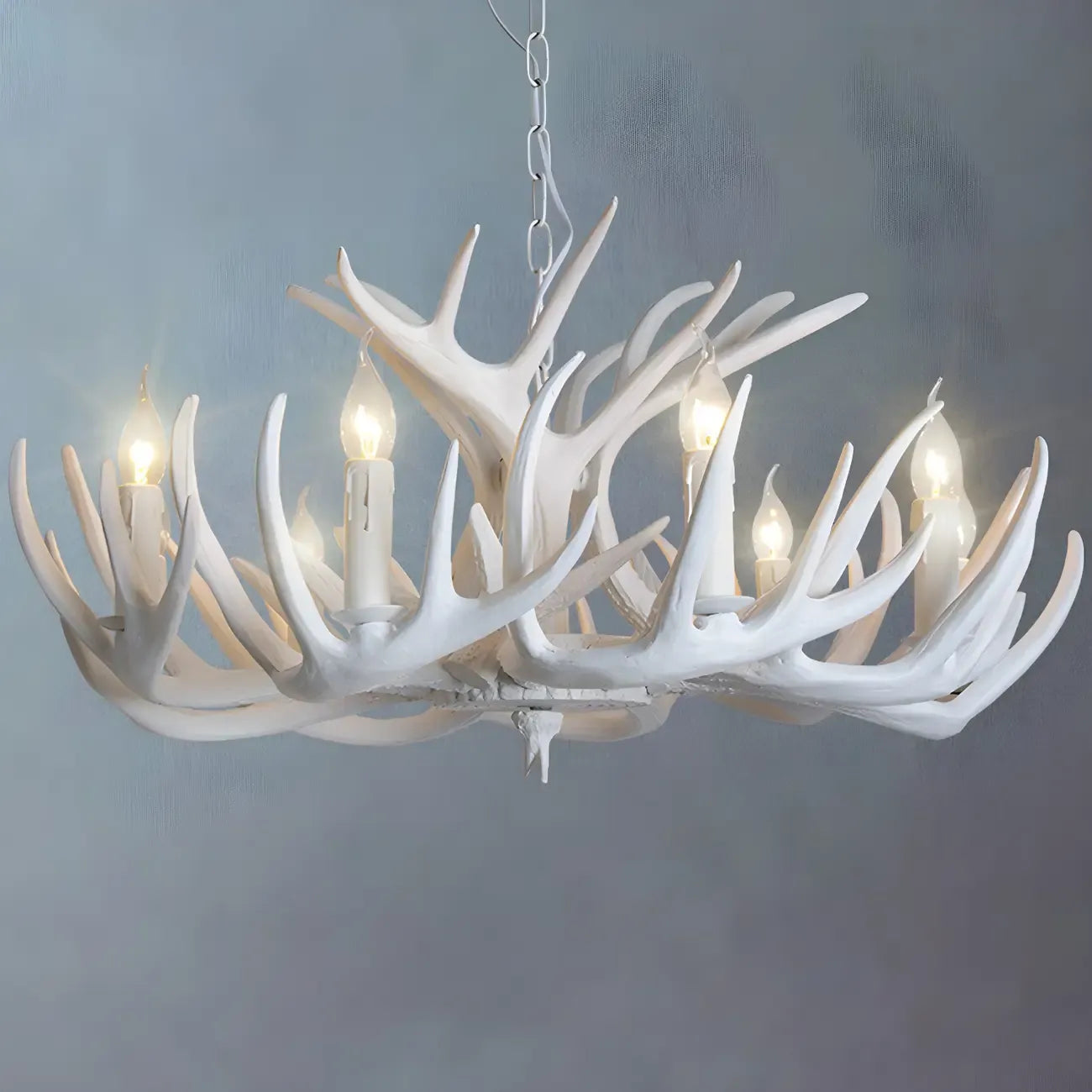 Lustre candélabre rustique unique en résine avec bois de cerf