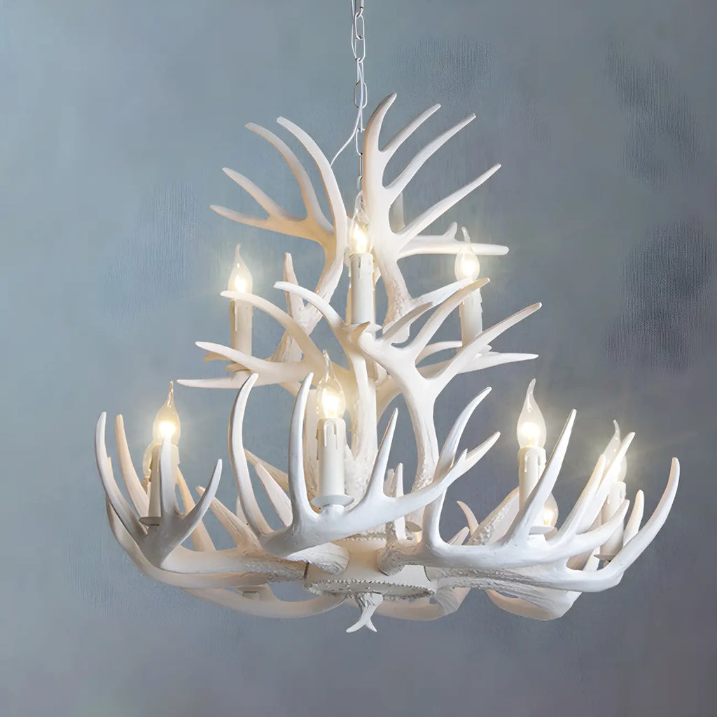 Lustre candélabre rustique unique en résine avec bois de cerf