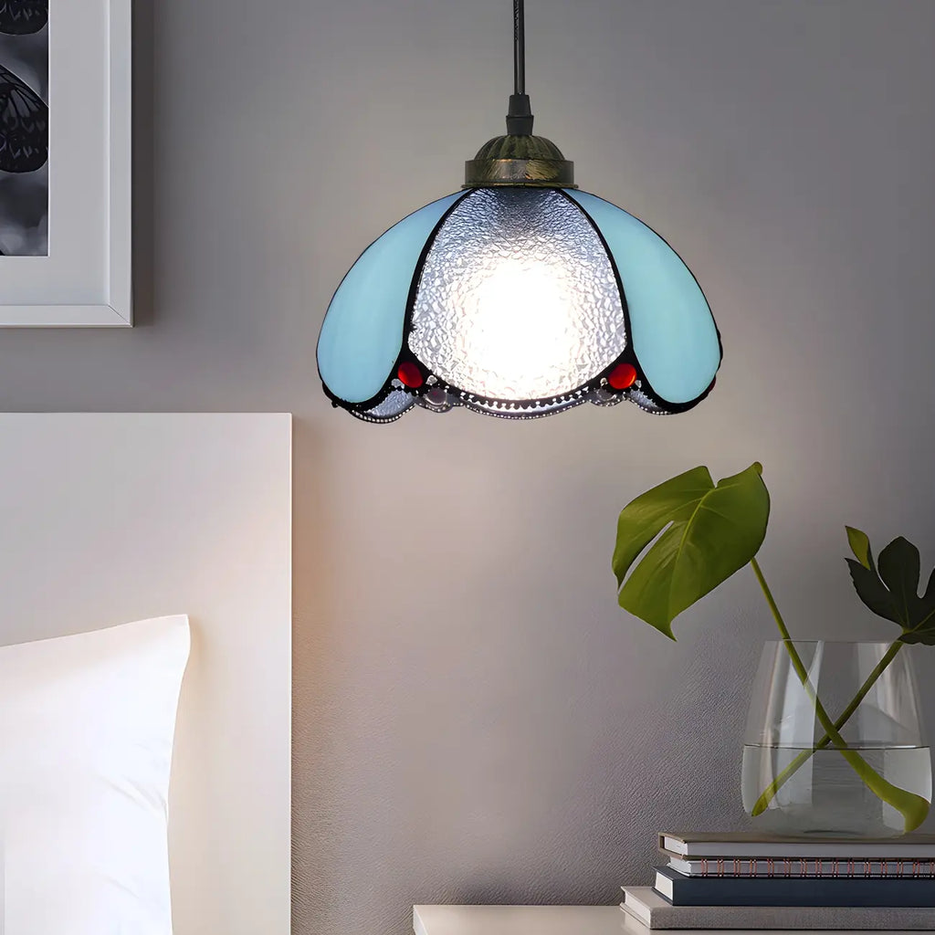 Suspension en rotin et vitrail Tiffany