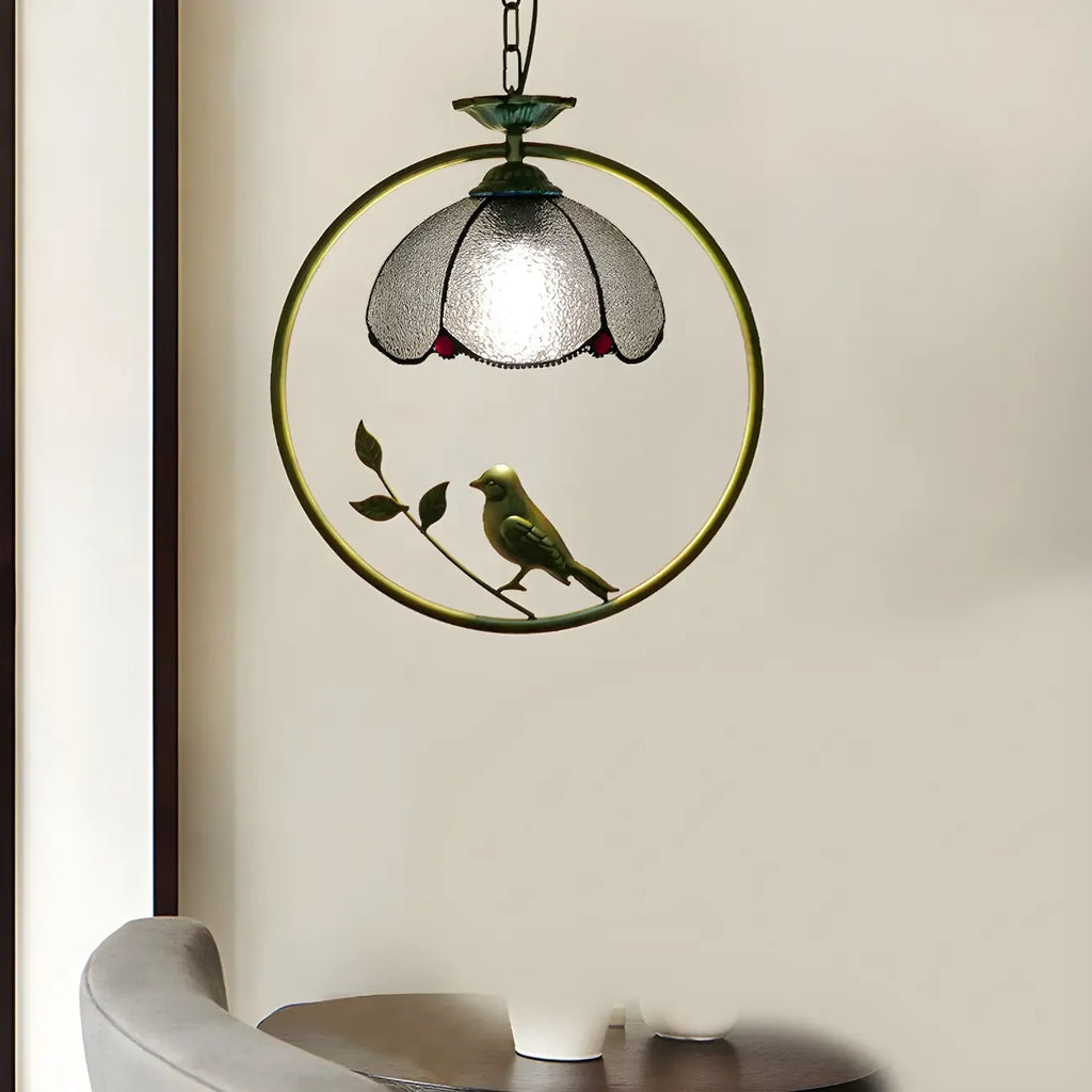 Suspension en rotin et vitrail Tiffany
