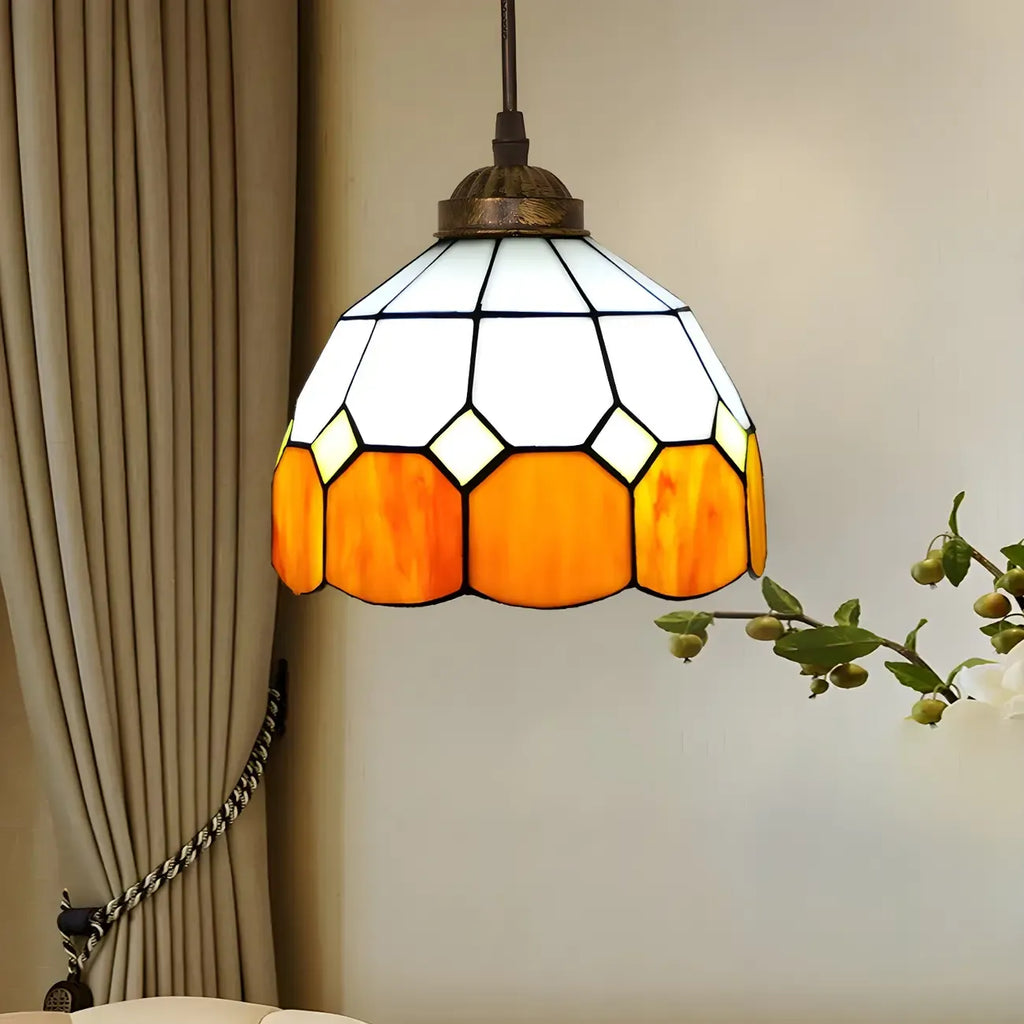 Suspension en rotin et vitrail Tiffany