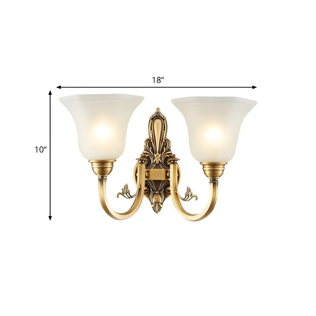Applique murale coloniale en laiton avec abat-jour en verre pour couloir