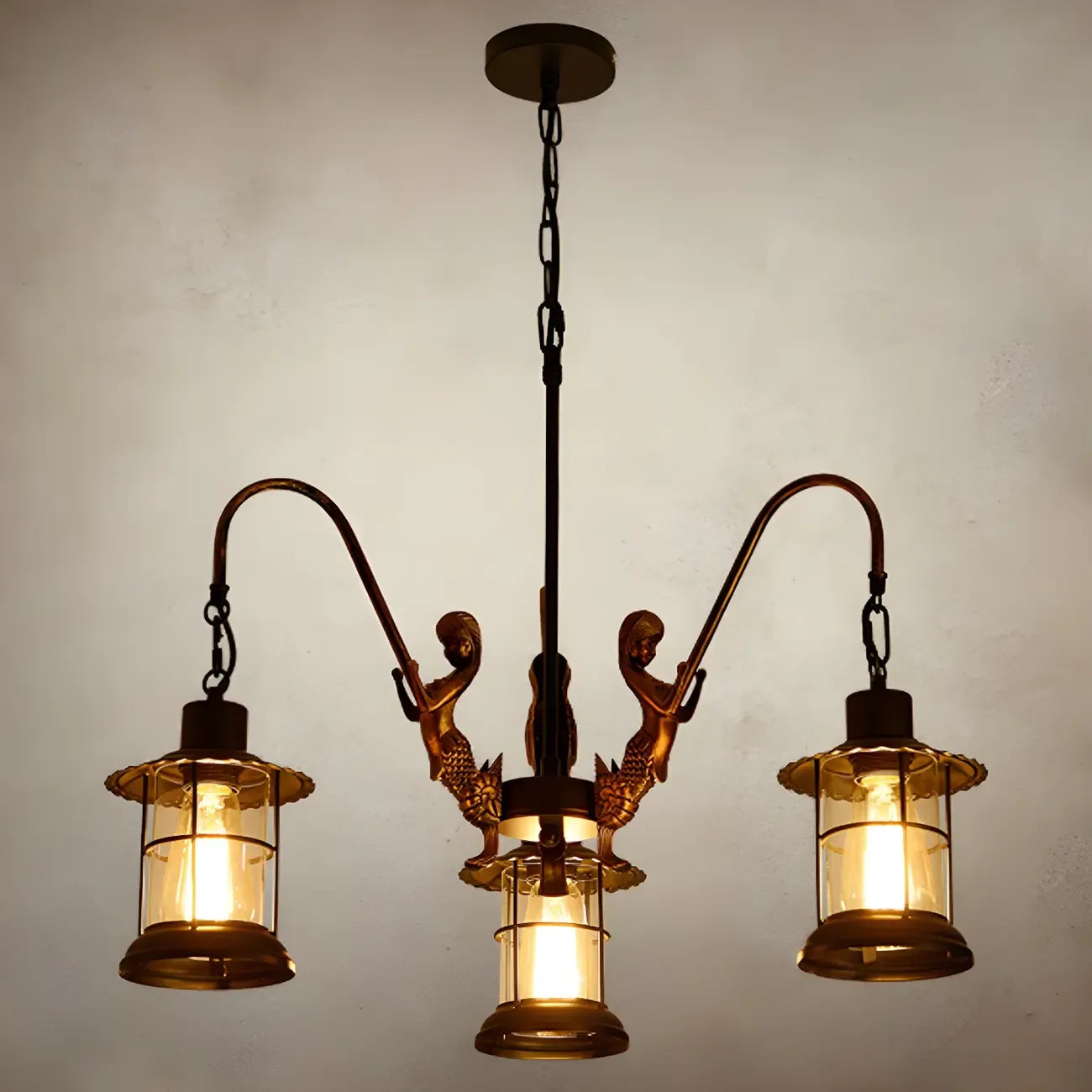Lustre industriel en métal noir, lanterne en forme de roue.