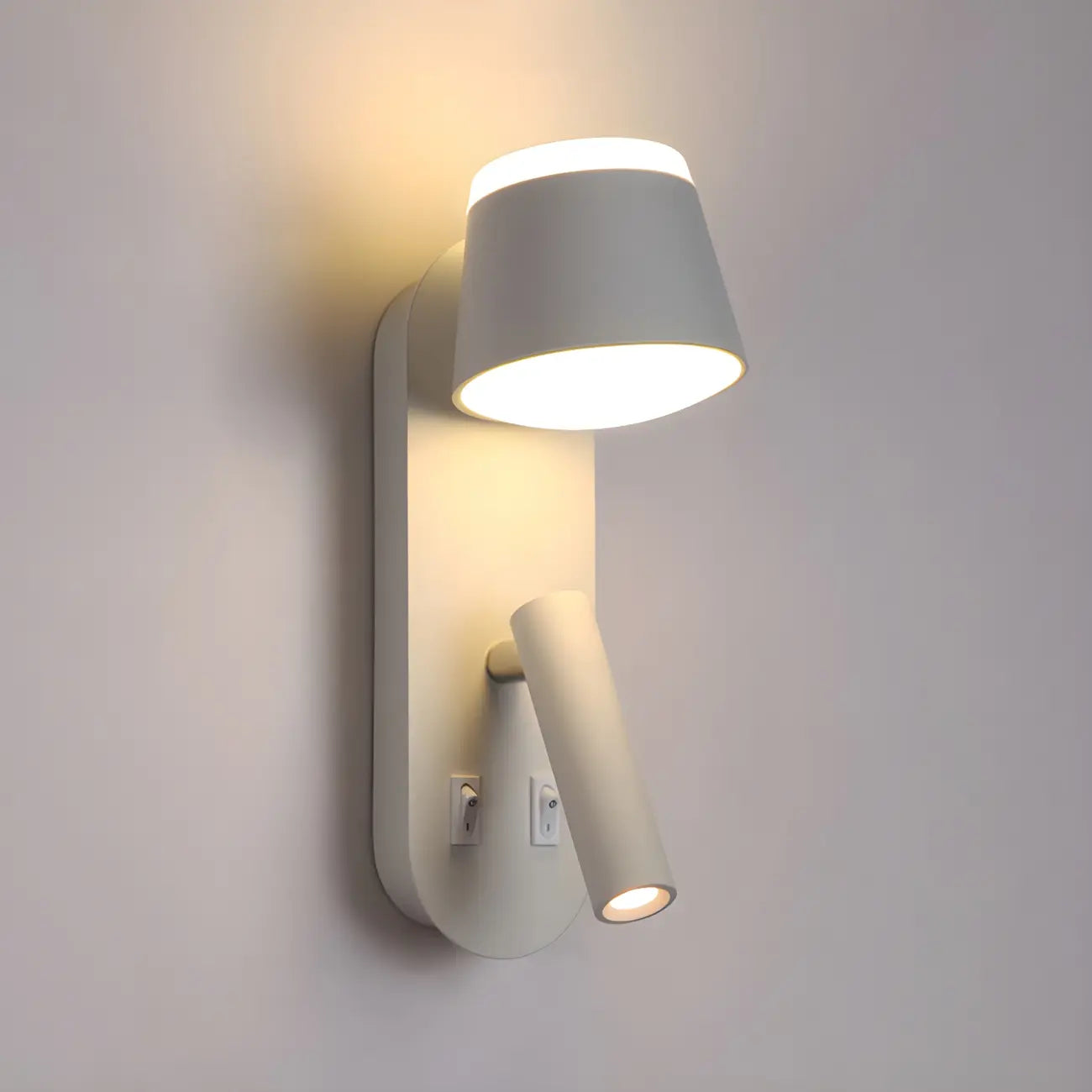 Applique murale moderne à 2 lumières LED avec port de chargement pour chambre à coucher